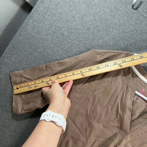 Isaac Mizrahi LIVE! Essentials Pima Cotton Split Neck Top Mushroom, Medium - Picture 5 of 8